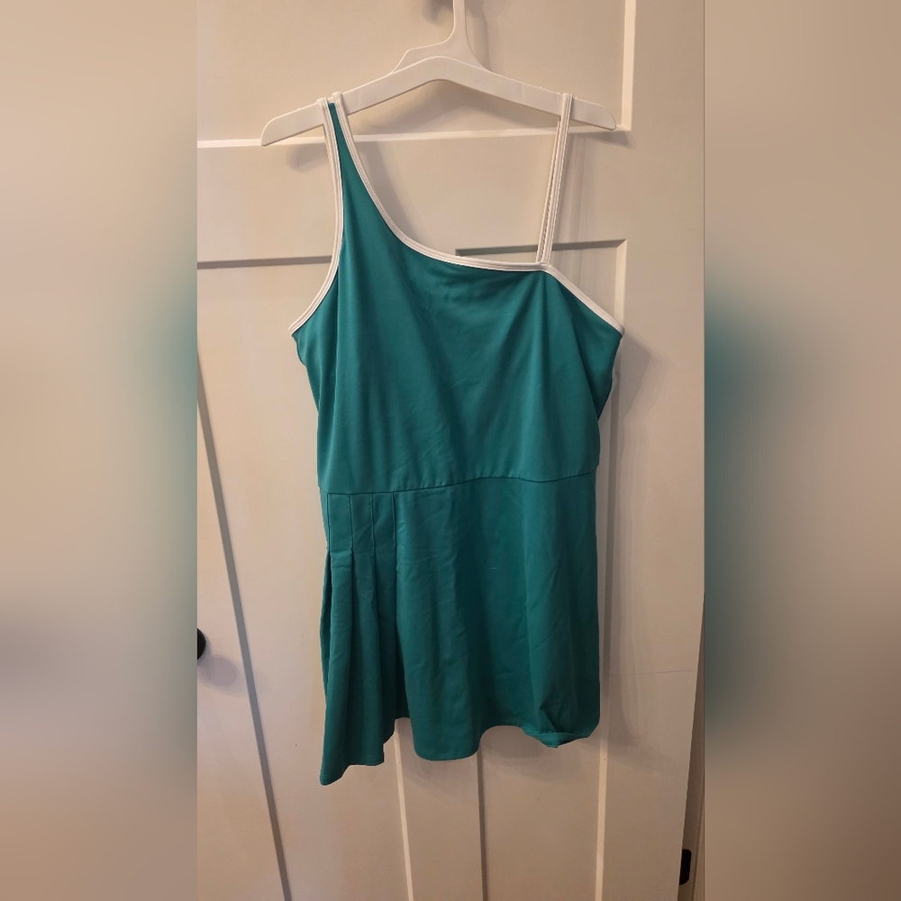 Green One-Shoulder Tennis Dress